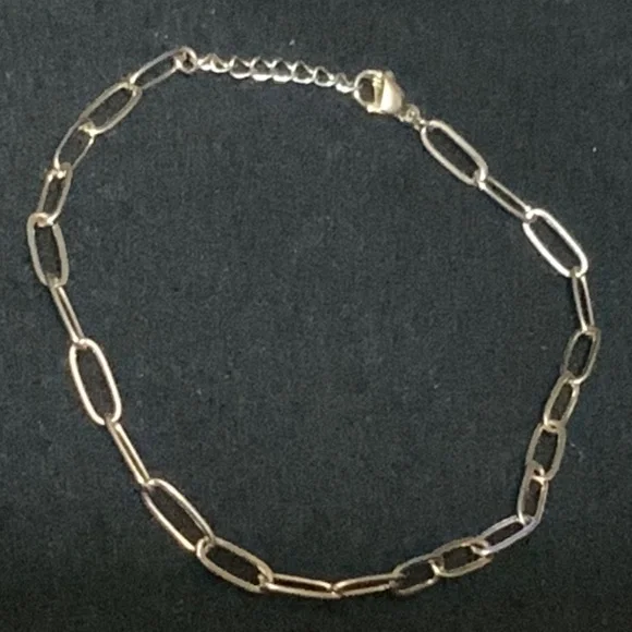 Silver Toned Paper Clip Chain Style Bracelet - Picture 1 of 2
